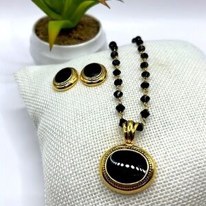 1928 Black and Gold Beaded Pendant Necklace Matching Earrings Set